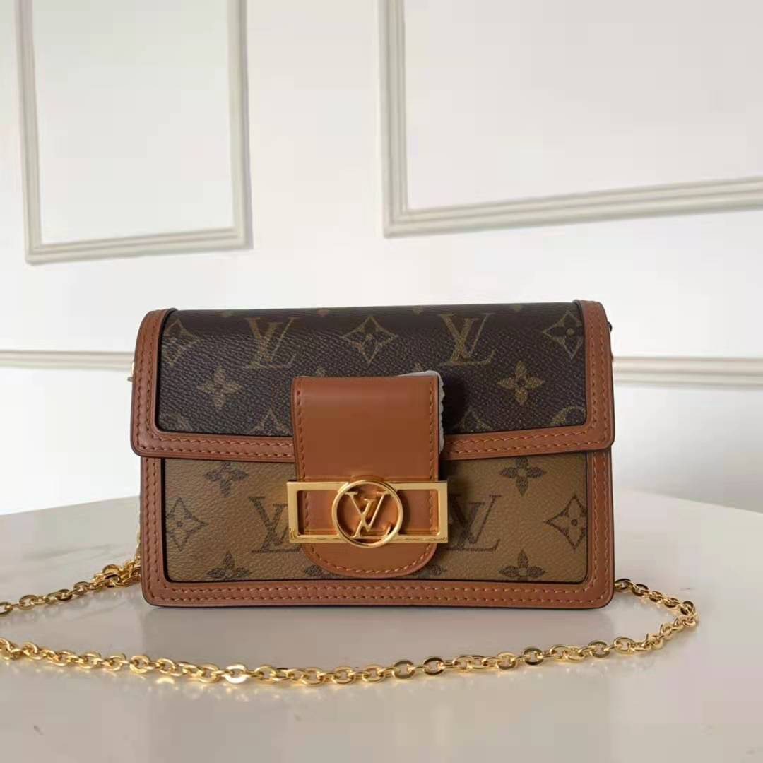 Louis Vuitton MONOGRAM Dauphine chain wallet (M68746)